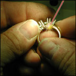 diseño de anillo con una máquina de soldadura por láser, soldadura por láser para joyería, soldadura y reparación de joyas